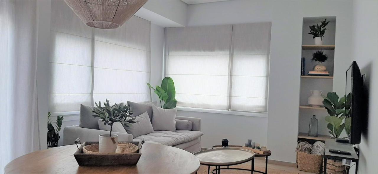 Homing Inspired Modern Living * Volos